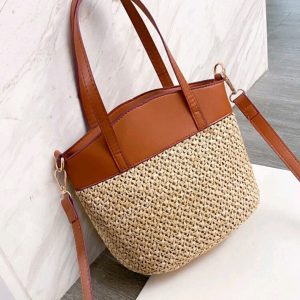Straw summer bag trendy
